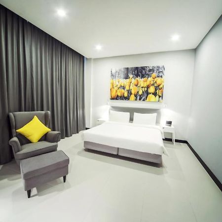 Hollandse Club Hotel Singapura Quarto foto